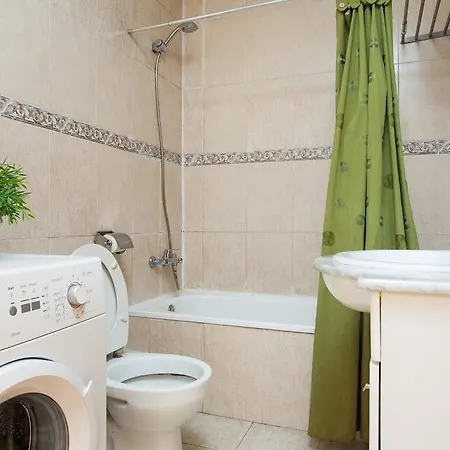 Amphitryon Boutique 4*